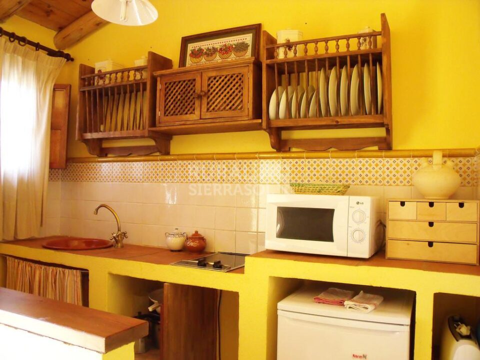 Acogedora Casa Rural en Cortegana, con piscina y barbacoa - Imagen 49