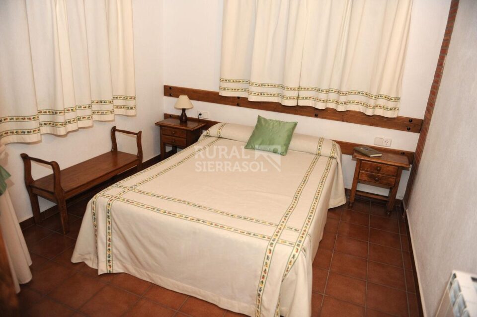 Hermoso Apartamento Rural en Torrejón El Rubio, con piscina y aire acondicionado - Imagen 29