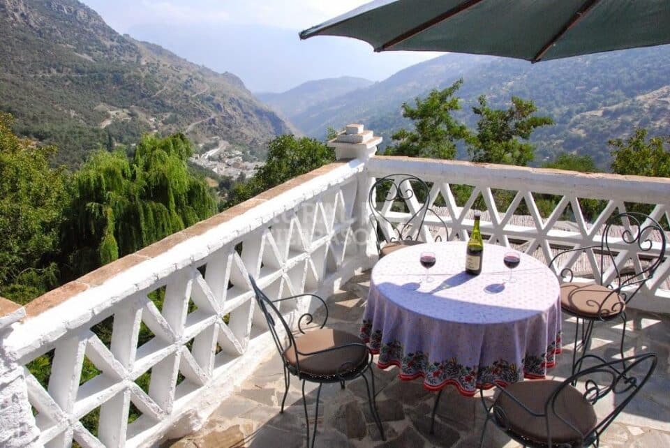 Acogedora Casa Rural en Bubión, con preciosas vistas al Barranco de Poqueira - Imagen 24