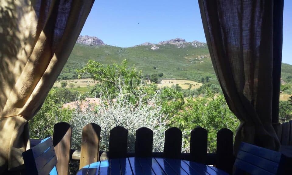 Acogedora Casa Rural en plena Naturaleza, con amplio jardín - Imagen 18