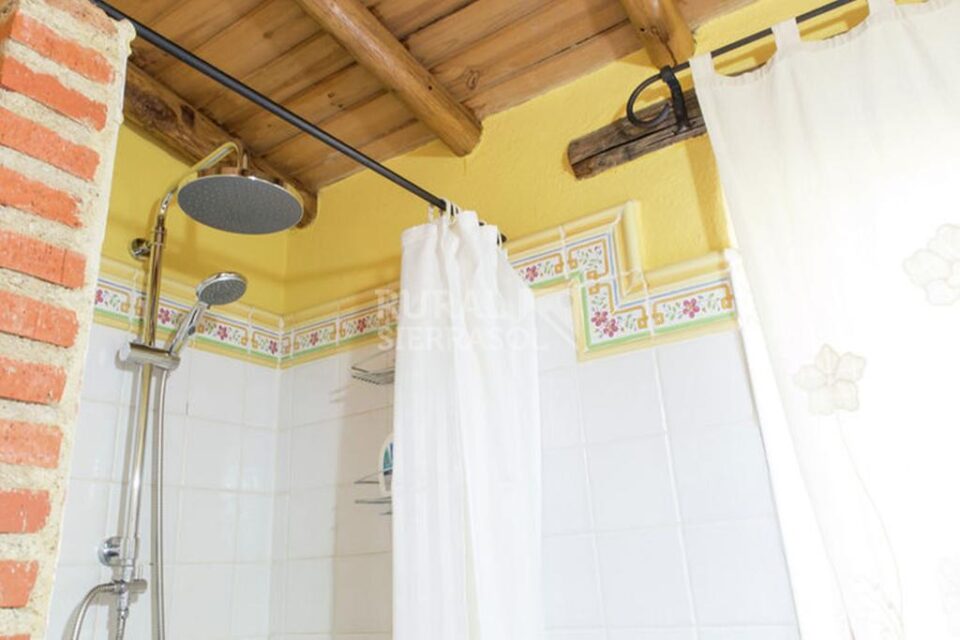 Estupenda Casa Rural en Valencia de Alcántara, con piscina y wifi - Imagen 18