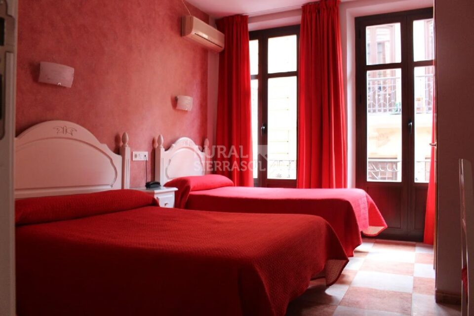 Hostal en el centro histórico de Granada - Imagen 27