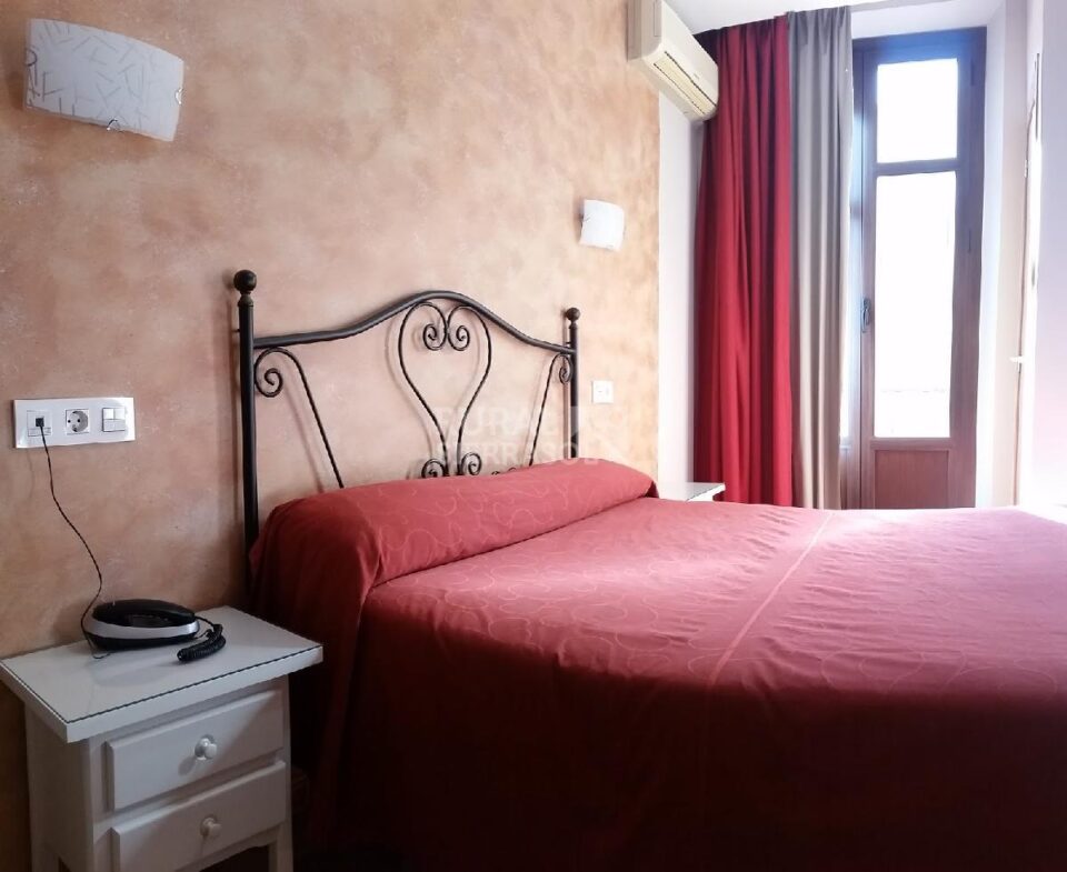 Hostal en el centro histórico de Granada - Imagen 40