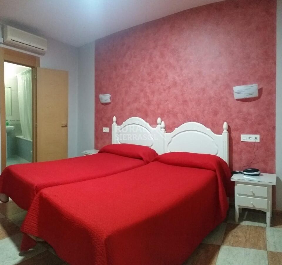Hostal en el centro histórico de Granada - Imagen 41