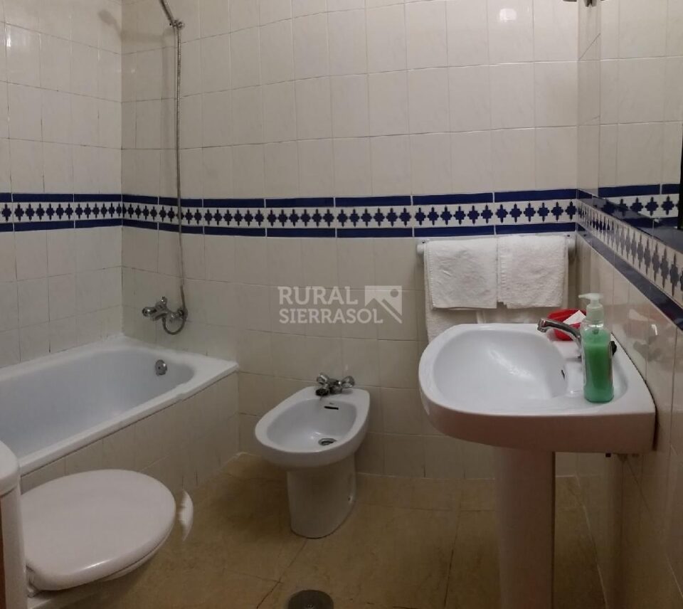 Hostal en el centro histórico de Granada - Imagen 43