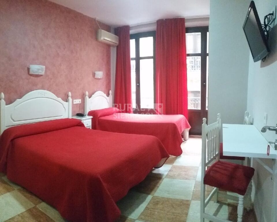 Hostal en el centro histórico de Granada - Imagen 48