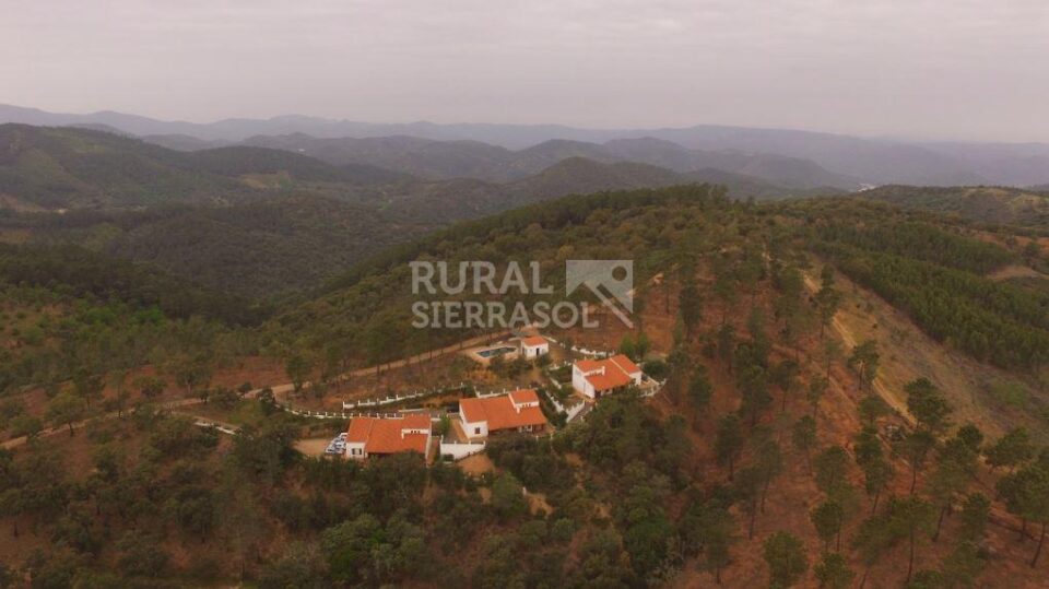 Confortable Casa Rural con piscina, en el Parque Natural de la Sierra de Aracena y Picos de Aroche - Imagen 50