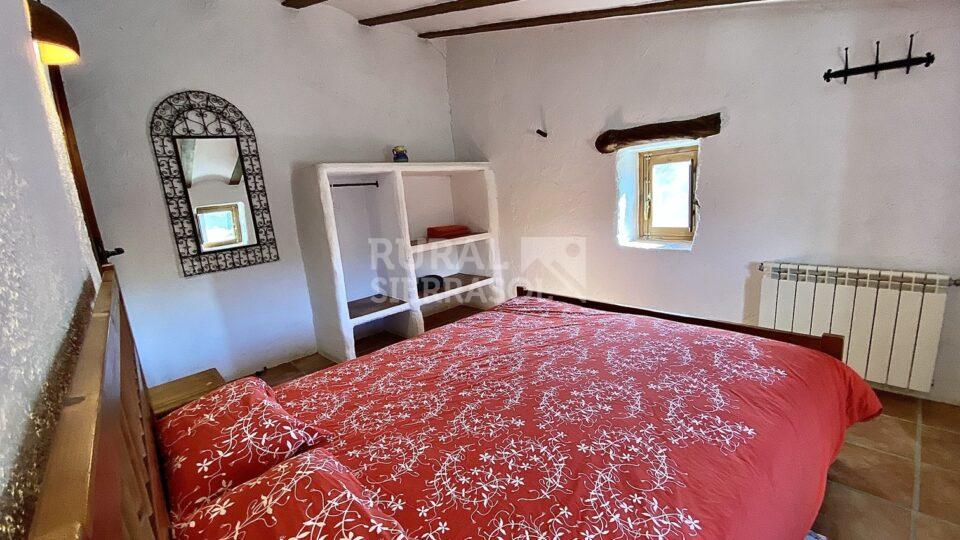 Habitación con cama doble de casa rural en Taberno (Almería) - 0967
