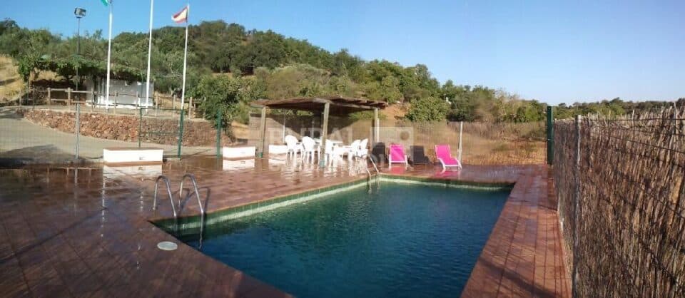 Fantástica Casa Rural en Aracena, con piscina y barbacoa - Imagen 2