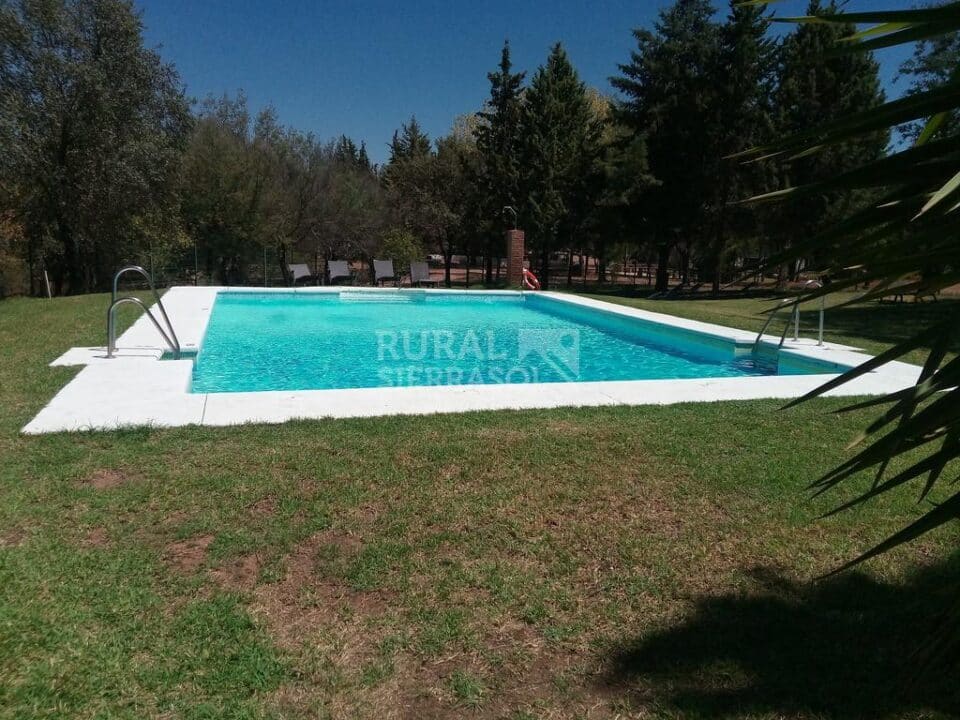 Magnífica Casa Rural de Madera en el Parque Natural de Aracena y Picos de Aroche - Imagen 2