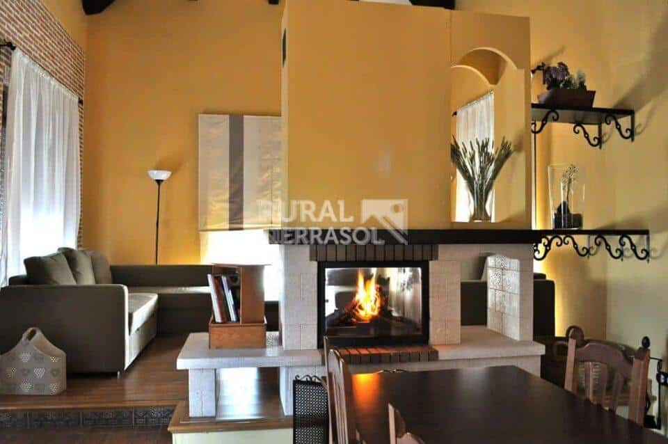 Casa Rural en La Carlota, con piscina, barbacoa y aire acondicionado - Imagen 2