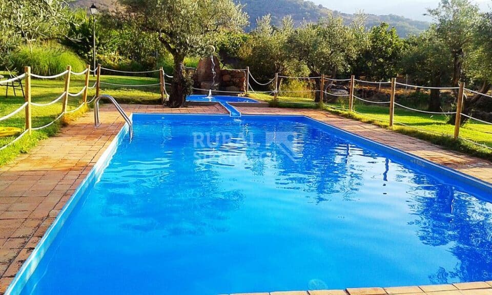 Majestuoso Hotel Rural en plena Comarca de la Vera - Imagen 2