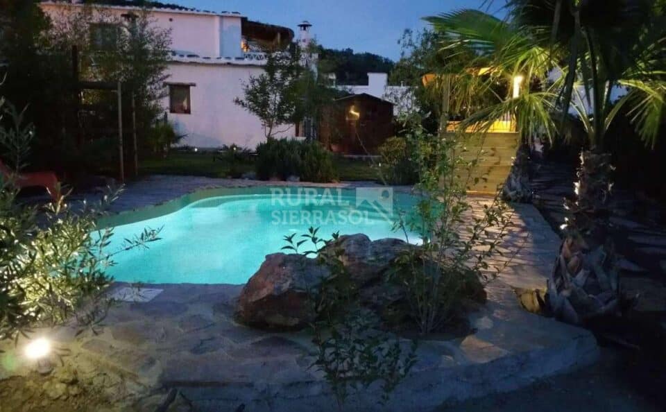 Alojamiento Rural con encanto en Pórtugos, con piscina y barbacoa - Imagen 8
