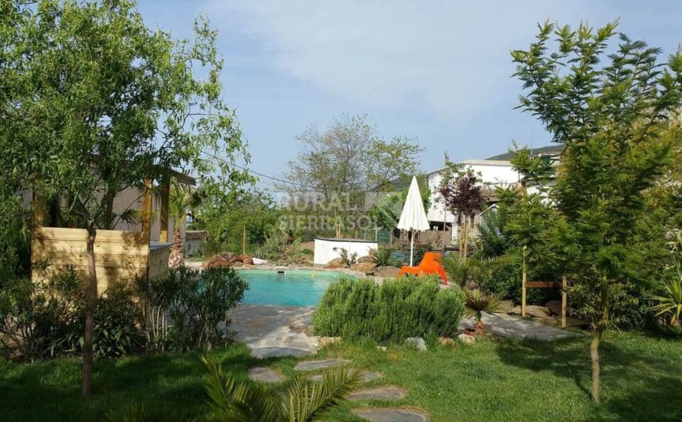 Alojamiento Rural con encanto en Pórtugos, con piscina y barbacoa - Imagen 10
