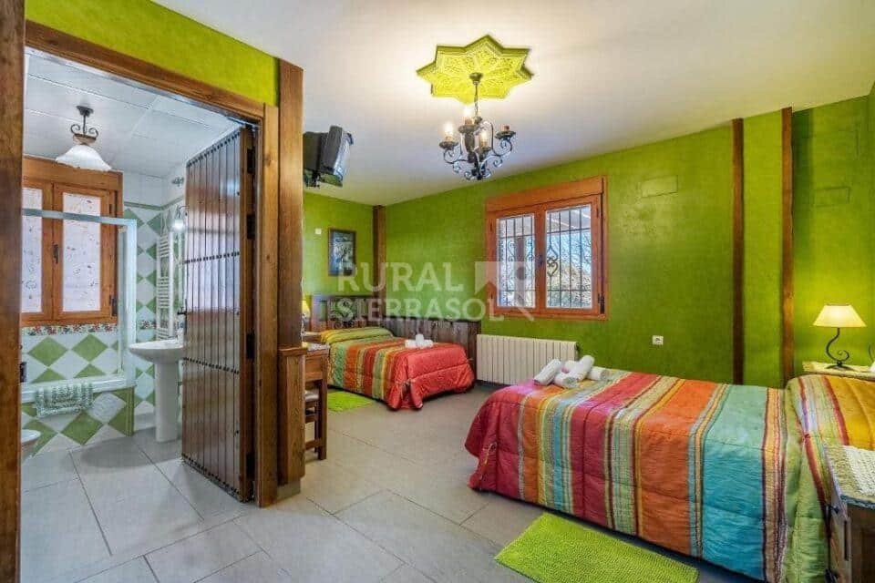 Magnífica Casa Rural en Cogollos de Guadix, con piscina, barbacoa y wi-fi - Imagen 21