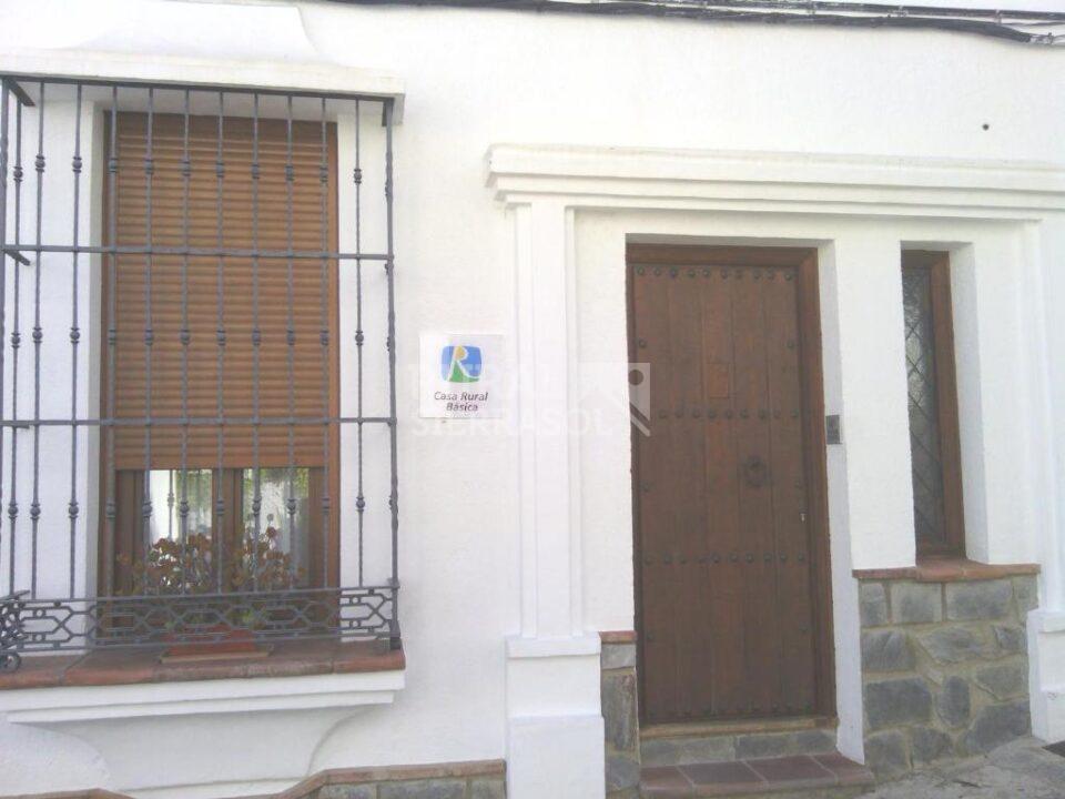 Acogedor Apartamento Rural en Zahara de la Sierra con chimenea, aire acondicionado y wi-fi - Imagen 13