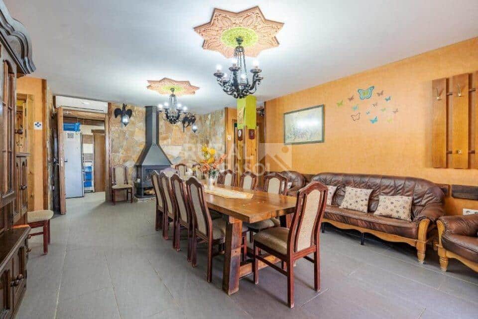 Magnífica Casa Rural en Cogollos de Guadix, con piscina, barbacoa y wi-fi - Imagen 24