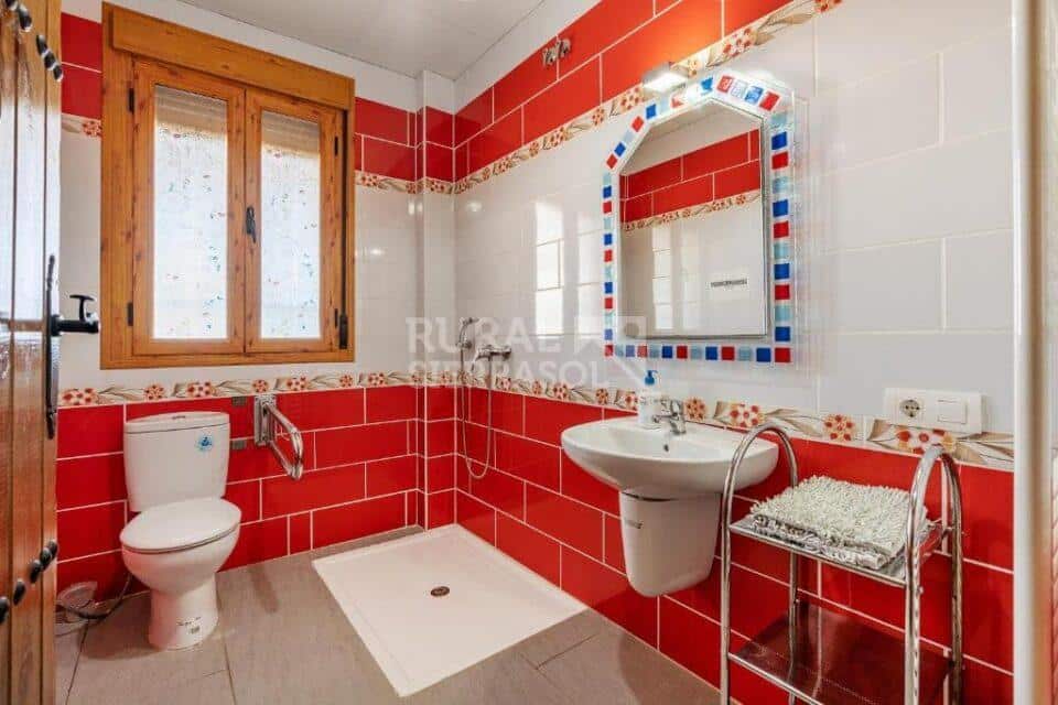 Magnífica Casa Rural en Cogollos de Guadix, con piscina, barbacoa y wi-fi - Imagen 25