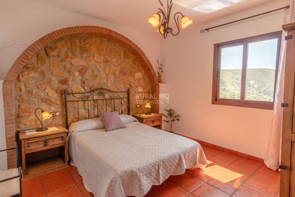 Acogedor Alojamiento Rural en Alpujarra de La Sierra, con piscina y cabina hidromasaje - Imagen 27