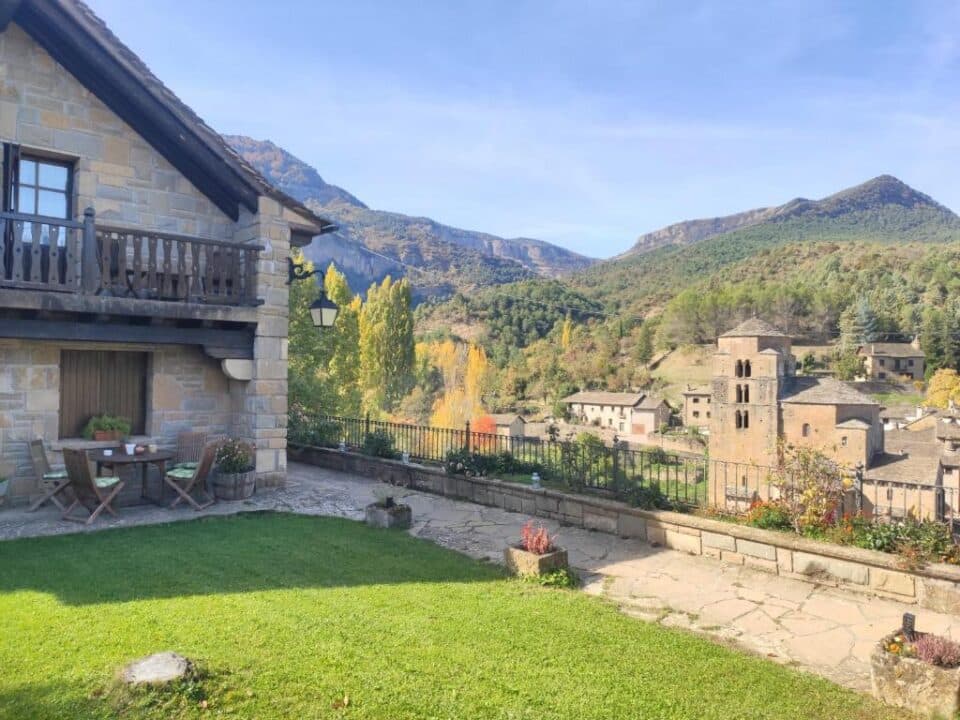 Hotel Rural SPA El Mirador de Los Pirineos - Imagen 18