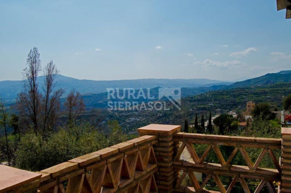 Preciosa Casa Rural en Válor, con bañera hidromasaje, calefacción central y chimenea - Imagen 29