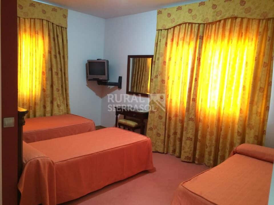 Hotel en Morón de la Frontera, con aire acondicionado y wifi - Imagen 56