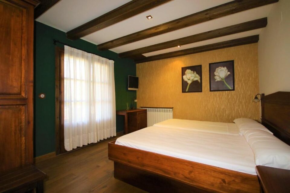 Hotel Rural SPA El Mirador de Los Pirineos - Imagen 27