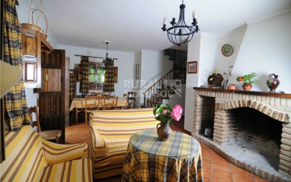Casa Rural muy confortable en Aroche, con piscina y barbacoa - Imagen 3