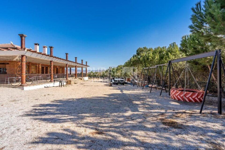 Magnífica Casa Rural en Cogollos de Guadix, con piscina, barbacoa y wi-fi - Imagen 30