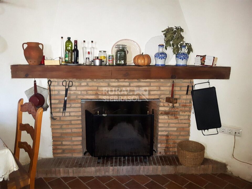 Confortable Casa Rural en El Real de La Jara, con piscina y barbacoa - Imagen 33