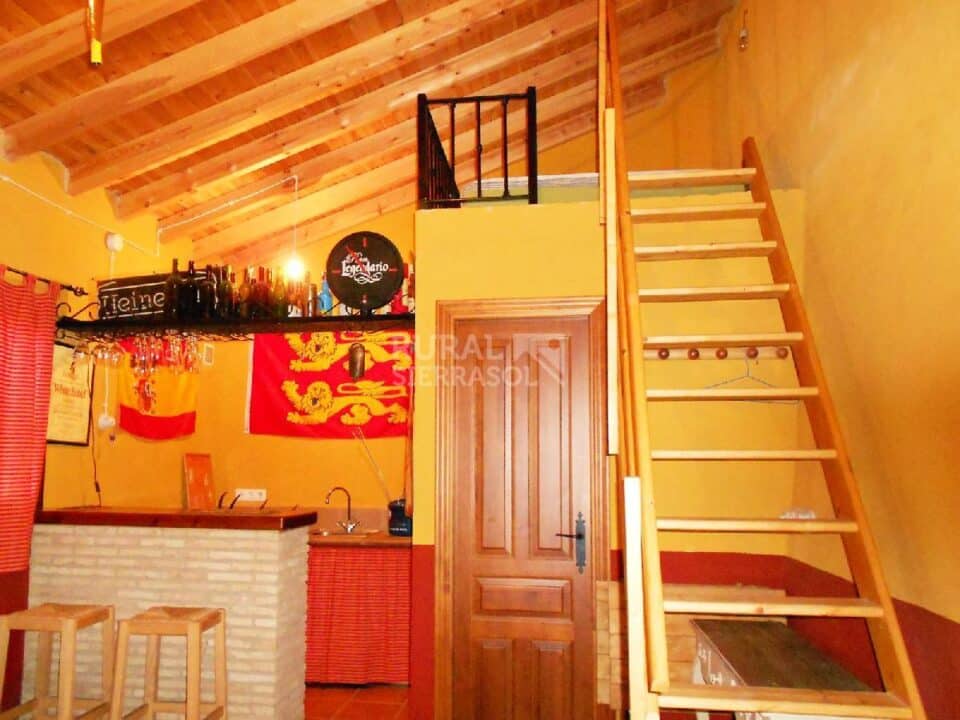 Confortable Casa Rural en El Real de La Jara, con piscina y barbacoa - Imagen 49