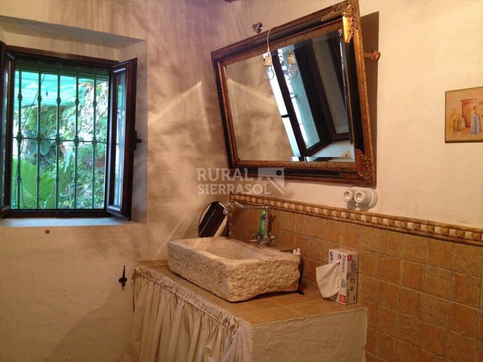 Confortable Casa Rural en El Real de La Jara, con piscina y barbacoa - Imagen 52