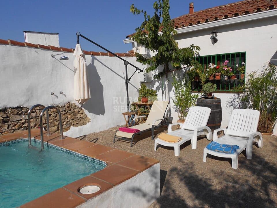 Confortable Casa Rural en El Real de La Jara, con piscina y barbacoa - Imagen 54