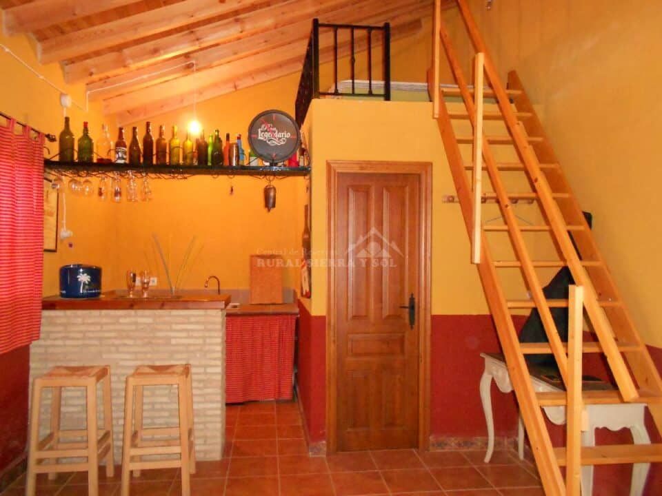Confortable Casa Rural en El Real de La Jara, con piscina y barbacoa - Imagen 12