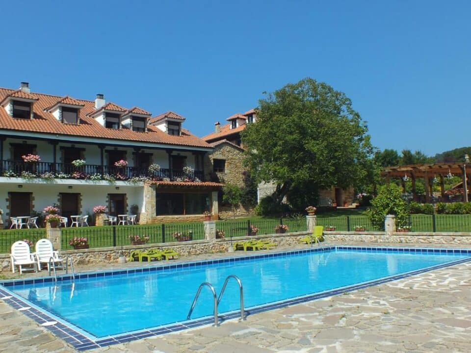 Hosteria El Pomar - Imagen 26