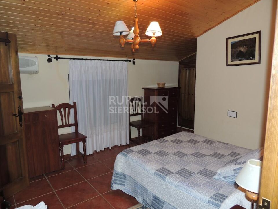 Casa Rural con barbacoa y aire acondicionado, en Ovejuela - Imagen 21