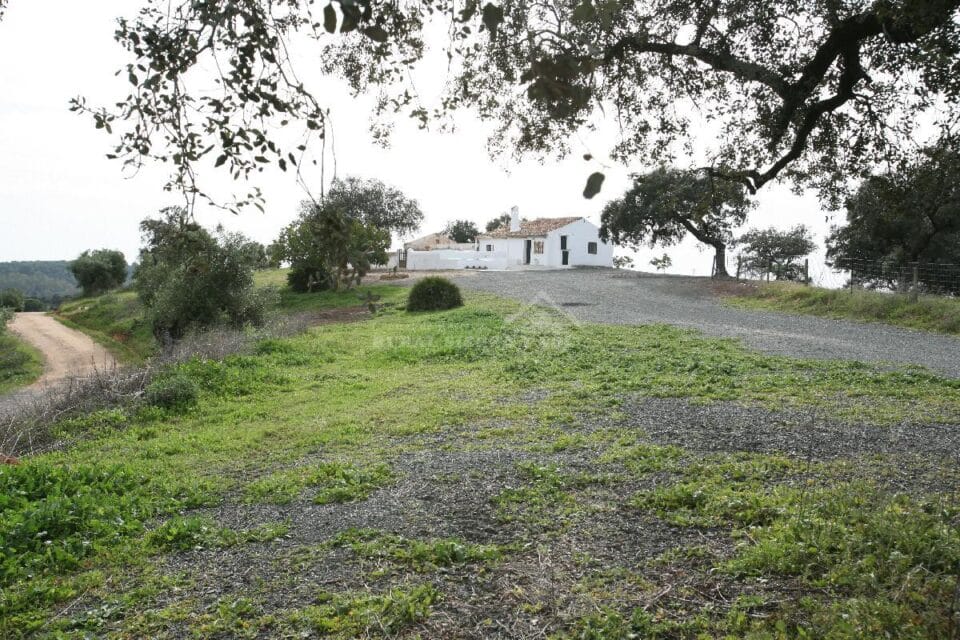 Acogedora Casa Rural en Villanueva del Río y Minas, con piscina - Imagen 6