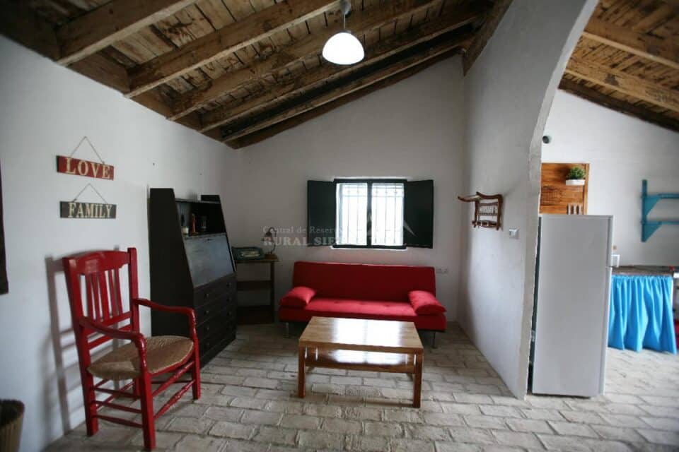 Acogedora Casa Rural en Villanueva del Río y Minas, con piscina - Imagen 8