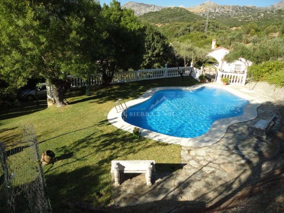 Maravillosa Casa Rural en Ubrique con piscina, chimenea y barbacoa - Imagen 17