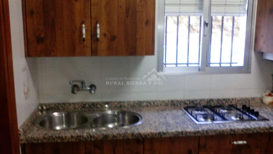 Maravillosa Casa Rural en Ubrique con piscina, chimenea y barbacoa - Imagen 36