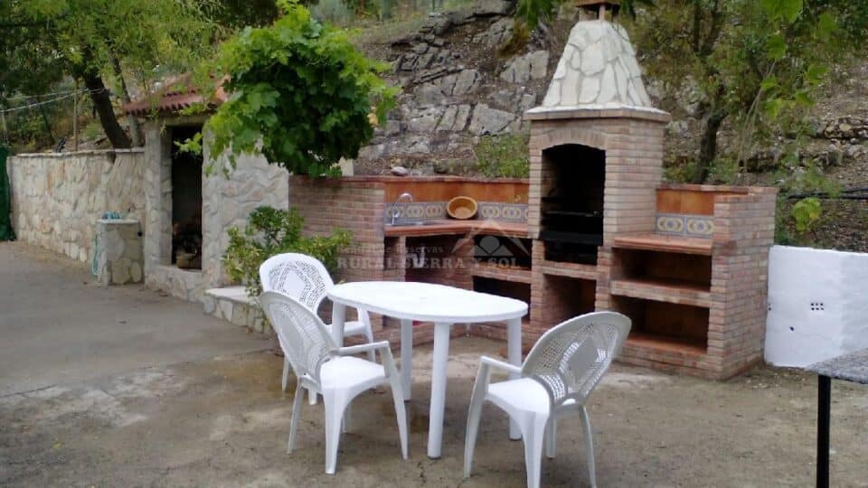 Maravillosa Casa Rural en Ubrique con piscina, chimenea y barbacoa - Imagen 38