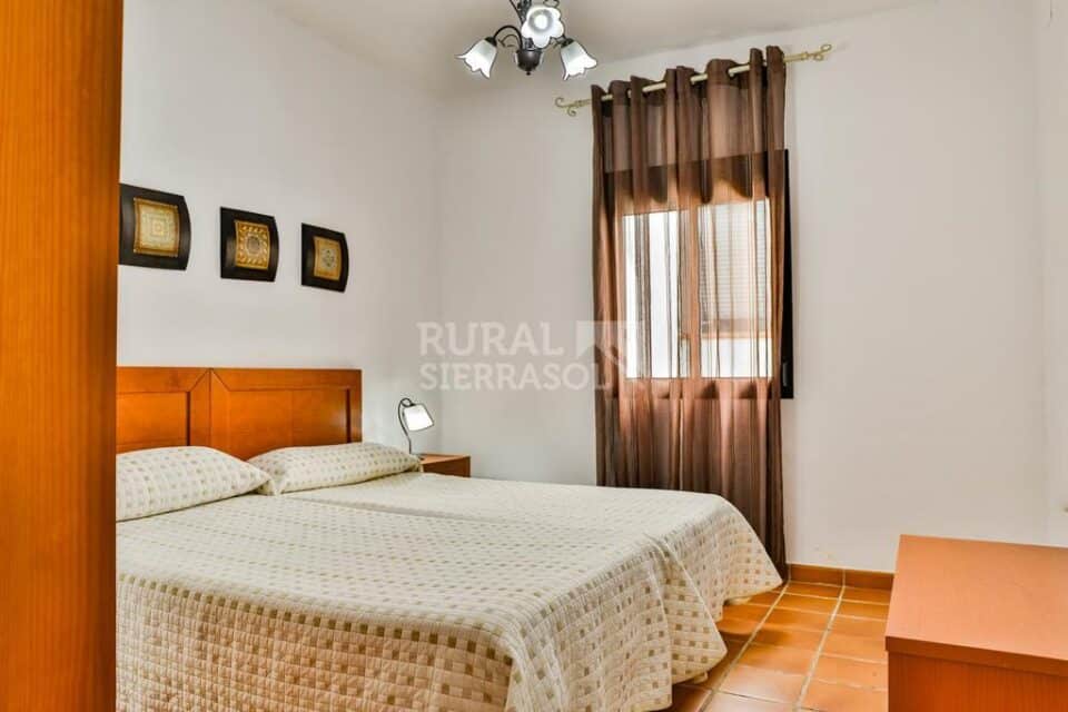 Complejo Rural en el Parque Natural de la Sierra de Aracena y Picos de Aroche, con piscina y restaurante - Imagen 44