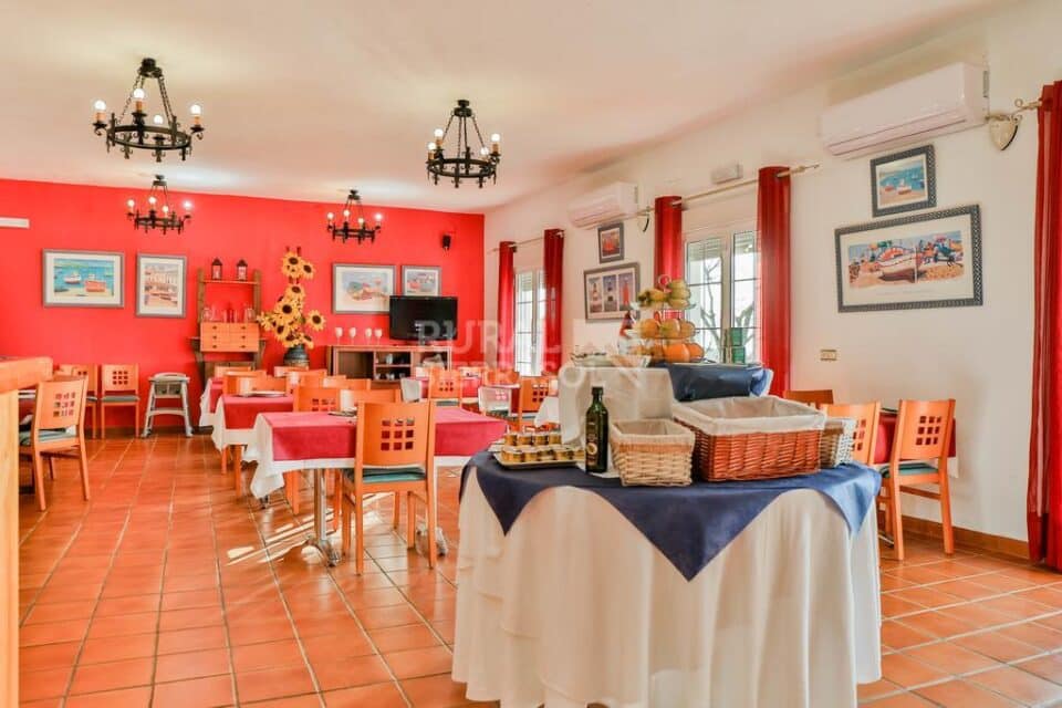 Complejo Rural en el Parque Natural de la Sierra de Aracena y Picos de Aroche, con piscina y restaurante - Imagen 72