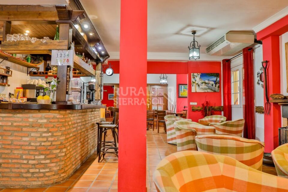 Complejo Rural en el Parque Natural de la Sierra de Aracena y Picos de Aroche, con piscina y restaurante - Imagen 75