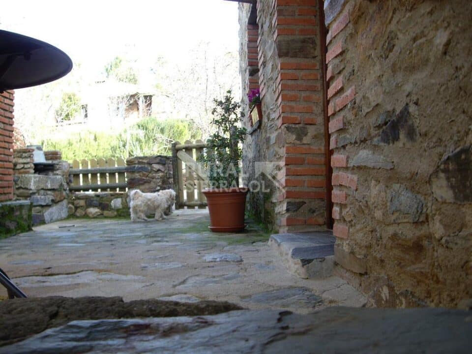 Magnífica Casa Rural en Valencia de Alcántara, con piscina y barbacoa - Imagen 35