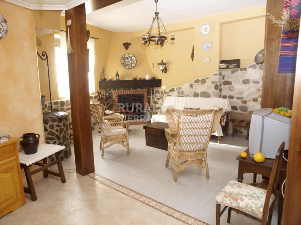 Acogedora Casa Rural en Riolobos - Imagen 48