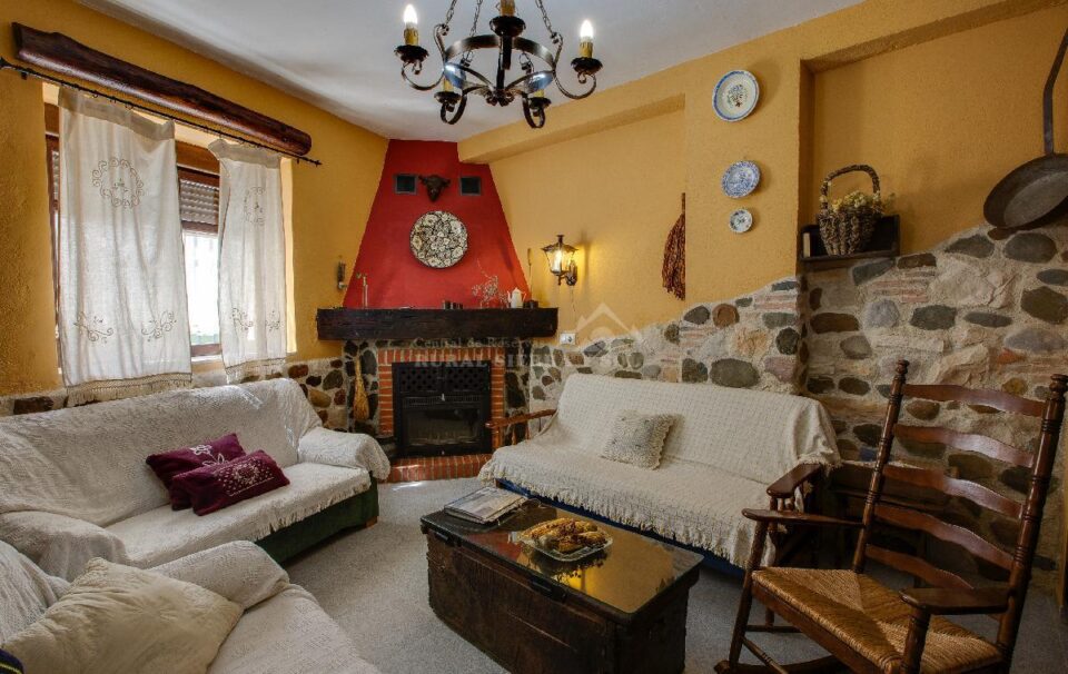 Acogedora Casa Rural en Riolobos - Imagen 4