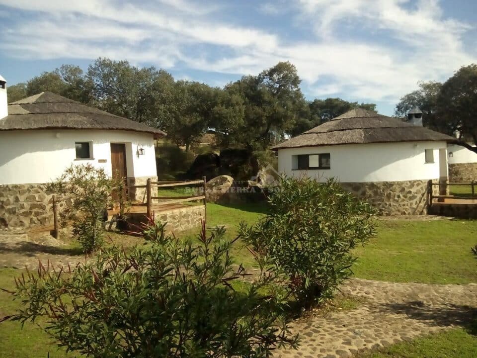 Conjunto Rural en plena Sierra de San Pedro - Imagen 2