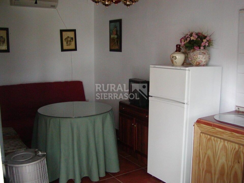 Acogedora Casa Rural en Cerro Muriano, con piscina y aire acondicionado - Imagen 3