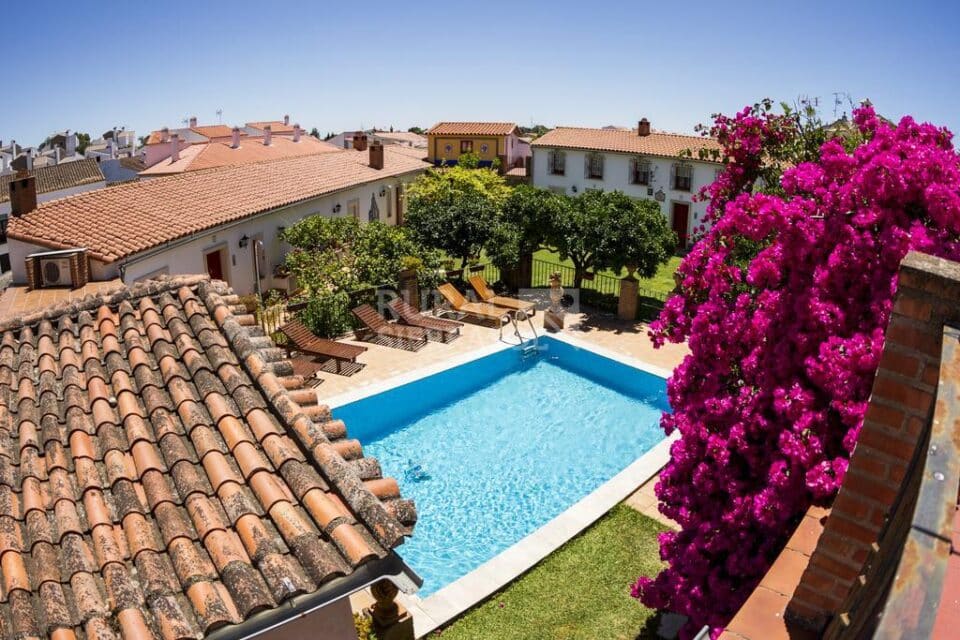 Fantástica Villa en Aracena, con piscina y wifi - Imagen 22